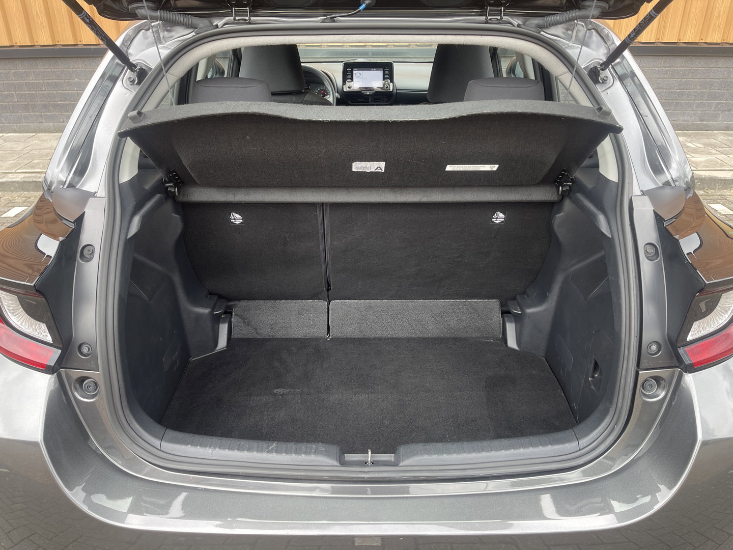 Mazda 2 Hybrid 1.5 Pure | Automaat | Lane Assist | DAB | Bluetooth | Aircondtioning | Cruise Control |