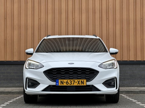 Ford FOCUS Wagon 1.0 EcoBoost Hybrid ST Line X Business | ACC | Achteruitrijcamera | Parkeersensoren | Stoel-/Stuur-/Voorruitverwarming | Apple Carplay | Android Auto | Keyless | Elektrische Achterklep | LED |
