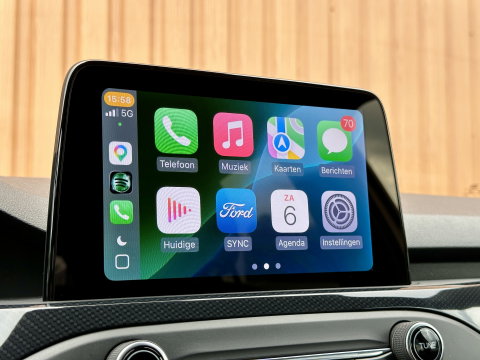 Ford FOCUS Wagon 1.0 EcoBoost Hybrid ST Line X Business | ACC | Achteruitrijcamera | Parkeersensoren | Stoel-/Stuur-/Voorruitverwarming | Apple Carplay | Android Auto | Keyless | Elektrische Achterklep | LED |