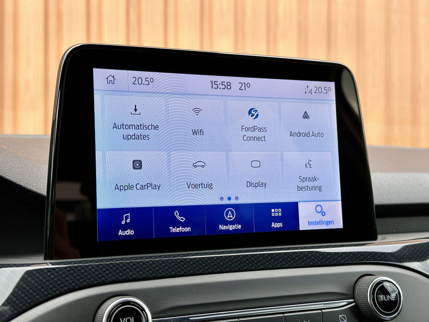 Ford FOCUS Wagon 1.0 EcoBoost Hybrid ST Line X Business | ACC | Achteruitrijcamera | Parkeersensoren | Stoel-/Stuur-/Voorruitverwarming | Apple Carplay | Android Auto | Keyless | Elektrische Achterklep | LED |