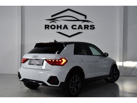 Audi A1 citycarver 30 TFSI, Camera, CarPlay, Automaat
