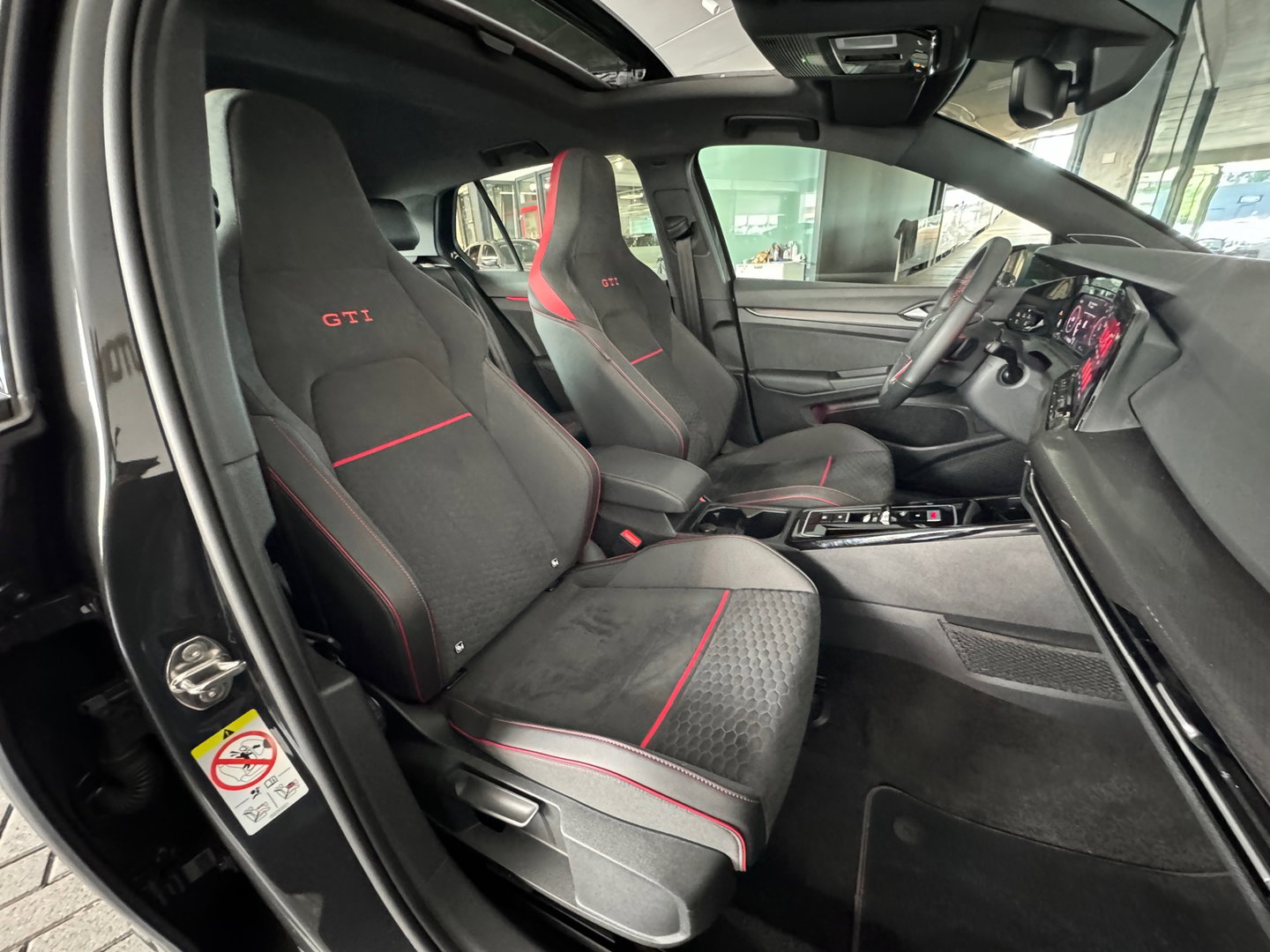 Volkswagen Golf 2.0 TSI GTI Clubsport Pano|H/K|IQ|Camera
