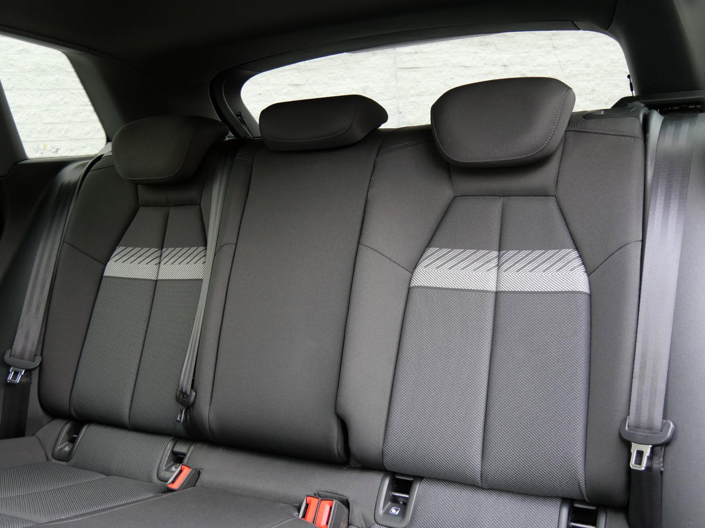 Audi Q4 e-tron 40 LAUNCH ED. ADVANCED PLUS/ PANORAMADAK/ TREKHAAK / ELEKT. STOELEN/ ADAPTIVE CRUISE
