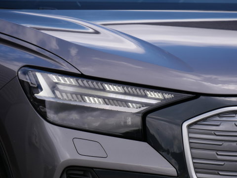 Audi Q4 e-tron 40 LAUNCH ED. ADVANCED PLUS/ PANORAMADAK/ TREKHAAK / ELEKT. STOELEN/ ADAPTIVE CRUISE