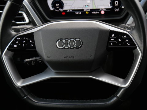 Audi Q4 e-tron 40 LAUNCH ED. ADVANCED PLUS/ PANORAMADAK/ TREKHAAK / ELEKT. STOELEN/ ADAPTIVE CRUISE