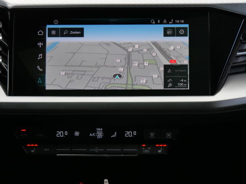 Audi Q4 e-tron 40 LAUNCH ED. ADVANCED PLUS/ PANORAMADAK/ TREKHAAK / ELEKT. STOELEN/ ADAPTIVE CRUISE