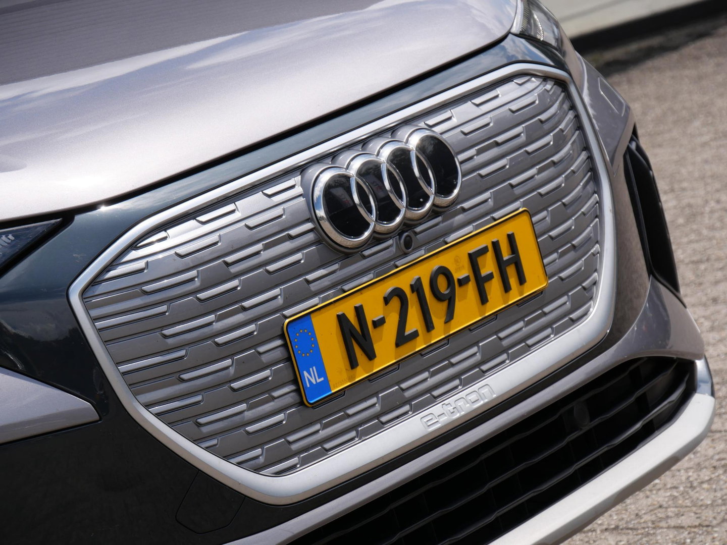 Audi Q4 e-tron 40 LAUNCH ED. ADVANCED PLUS/ PANORAMADAK/ TREKHAAK / ELEKT. STOELEN/ ADAPTIVE CRUISE