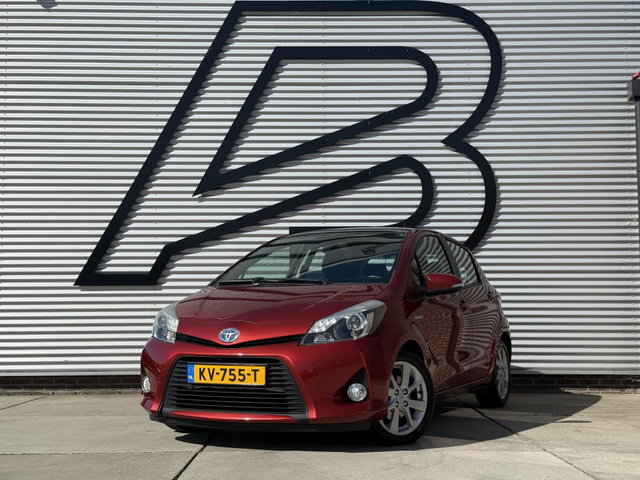 Toyota Yaris - 1.5 Full Hybrid Dynamic 1e Eigenaar|Navi|Pano|Camera|Clima|Cruise|Stoelverwarming|Dealer Onderhouden|LM Velgen|APK tot 12-2026