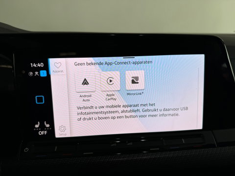 Volkswagen Golf 1.5 eTSI R-Line Pano|Trekhaak|Camera|IQ Light
