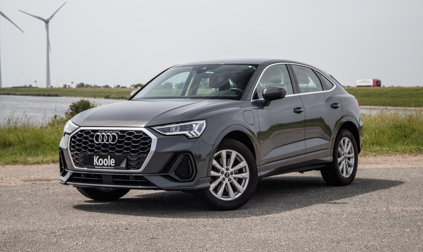 Audi Q3 Sportback 45 TFSI e Edition ADAPTIVE CRUISE  / CARPLAY / DEALER ONDERHOUDEN / AUTOMAAT