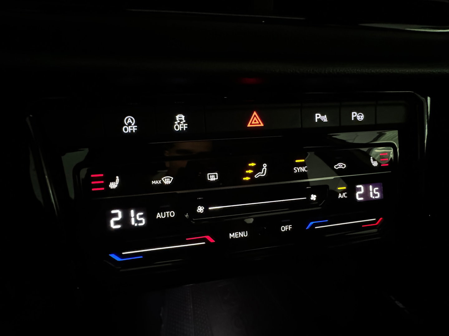 Volkswagen T-Roc 2.0 TSI 4Motion R Pano|Memory|Akrapovic|Keyless