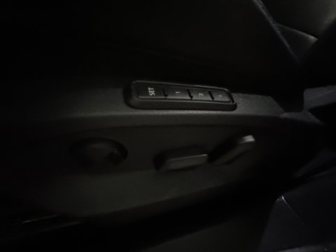 Volkswagen T-Roc 2.0 TSI 4Motion R Pano|Memory|Akrapovic|Keyless