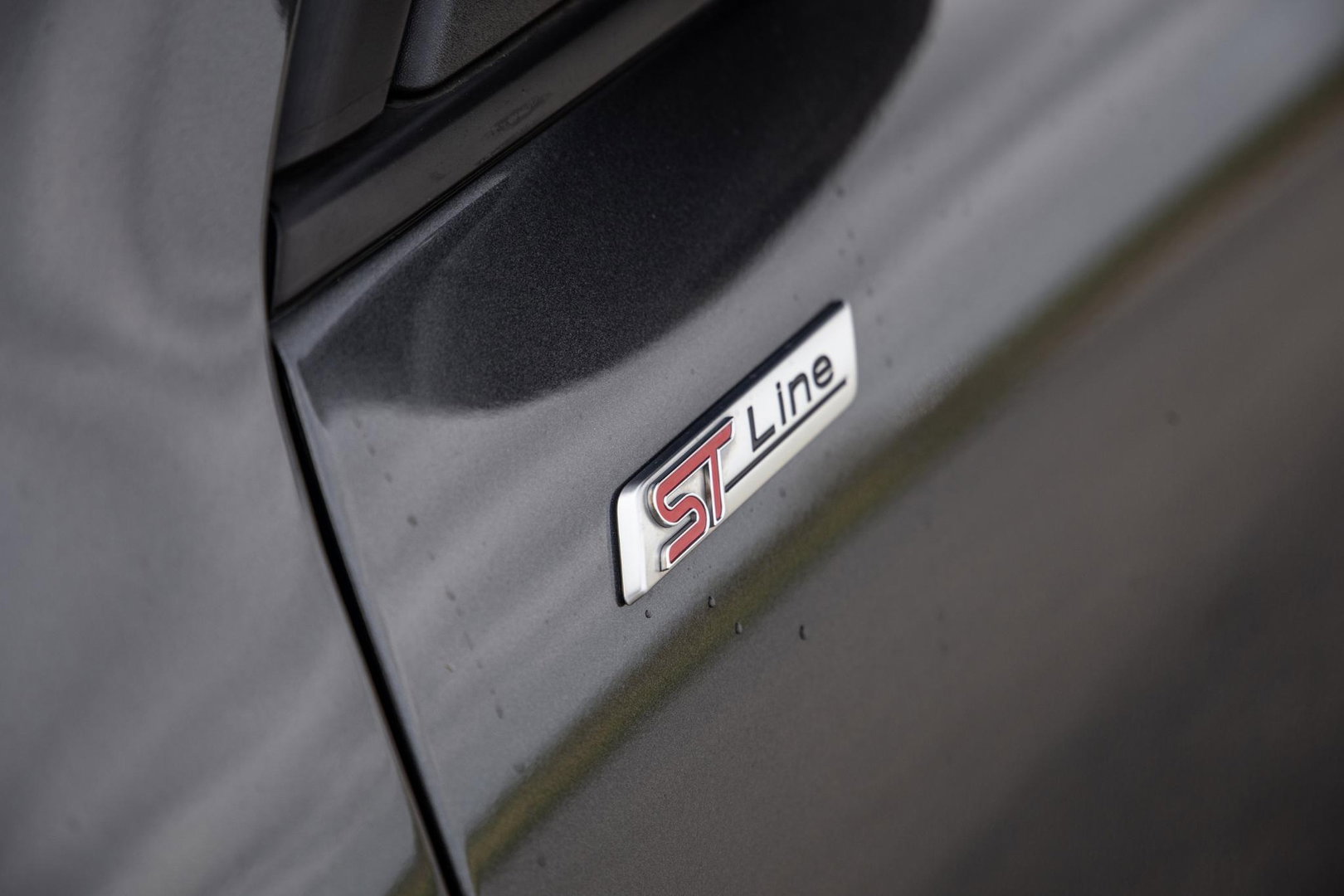 Ford Kuga 2.5 PHEV ST-Line PANORAMADAK / CARPLAY / TREKHAAK / DEALER ONDERHOUDEN / CAMERA