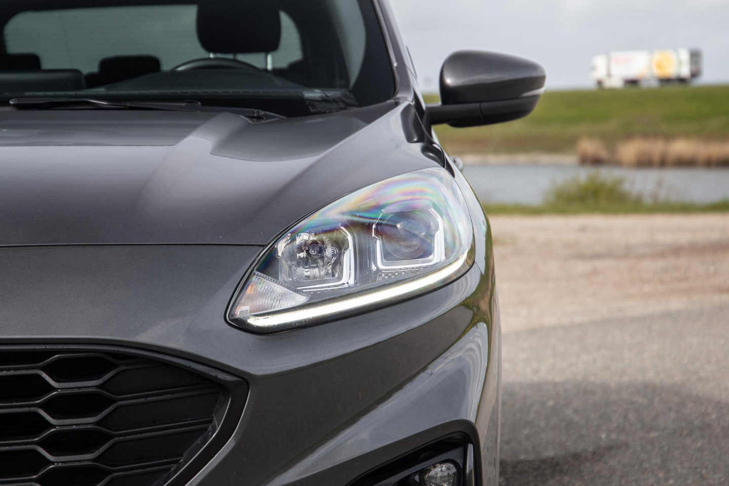 Ford Kuga 2.5 PHEV ST-Line PANORAMADAK / CARPLAY / TREKHAAK / DEALER ONDERHOUDEN / CAMERA