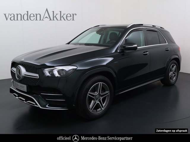 Mercedes-Benz GLE - 350e AMG // Trekhaak // Panoramadak // Distronic // 360 Camera // Rij Assistentiepakket // Carplay // Keyless entry // MultiBeam LED