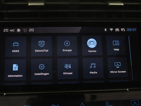 Peugeot 308 1.6 HYbrid 180 Allure Pack Business | SOH 93,8% | Trekhaak | Adaptive cruise | Half leder | Camera | Carplay | Navigatie | Keyless | Full LED | Parkeerhulp | Climate control | PHEV | Plug In