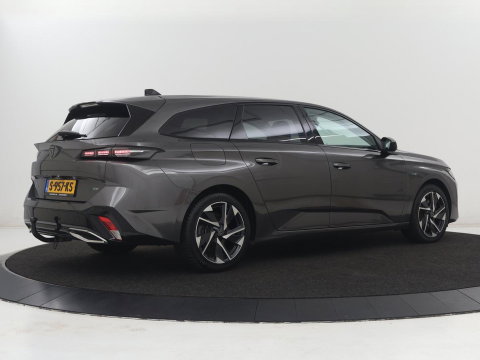 Peugeot 308 1.6 HYbrid 180 Allure Pack Business | SOH 93,8% | Trekhaak | Adaptive cruise | Half leder | Camera | Carplay | Navigatie | Keyless | Full LED | Parkeerhulp | Climate control | PHEV | Plug In