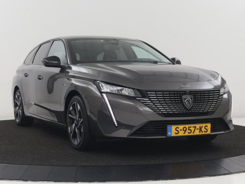Peugeot 308 1.6 HYbrid 180 Allure Pack Business | SOH 93,8% | Trekhaak | Adaptive cruise | Half leder | Camera | Carplay | Navigatie | Keyless | Full LED | Parkeerhulp | Climate control | PHEV | Plug In