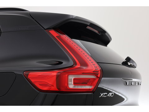Volvo XC40 Recharge Core 70 kWh | SOH 94% | Warmte pomp | Camera | Stoel + Stuurverw. | Google |