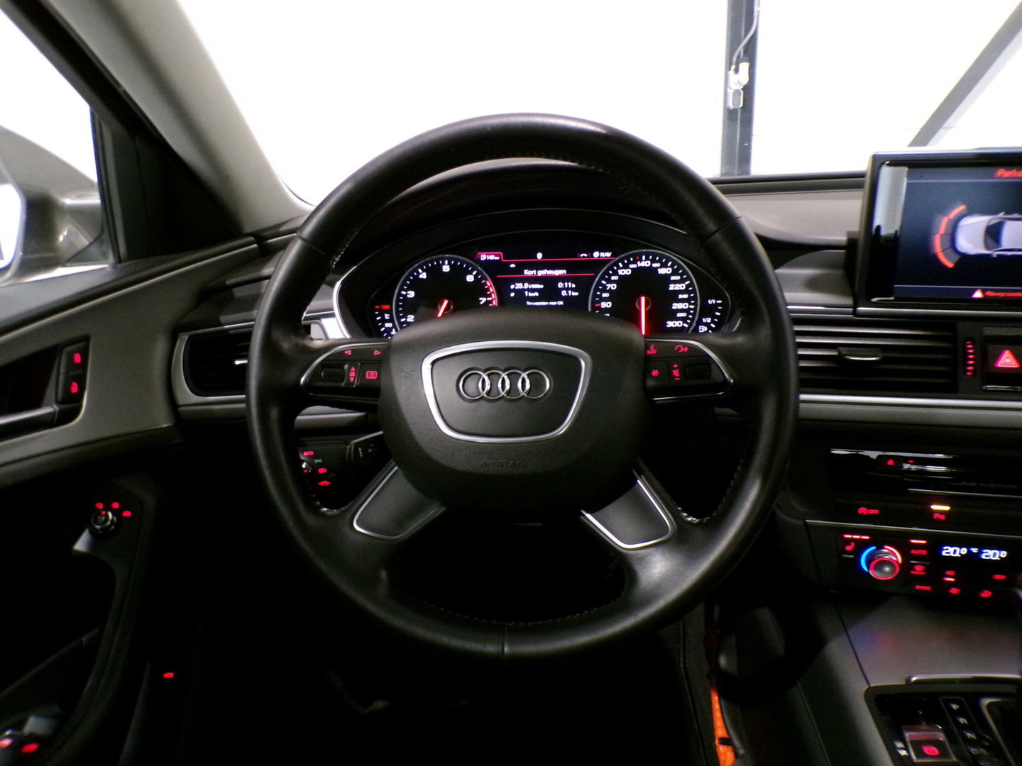 Audi A6 Limousine 2.8 FSI Pro Line Plus "Origineel NL!" Automaat! Trekhaak Xenon-LED Stoelverwarming Leer Parkeersensoren Garantie