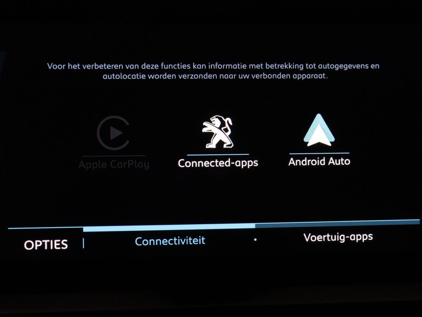 Peugeot 3008 1.6 HYbrid 225 GT Pack Business | SOH 92,5% | Stoelverwarming | Focal Sound | Adaptive cruise | 360 Camera | Alcantara | Carplay | Massage | Memory | Navigatie | Park Assist | PHEV | Plug In