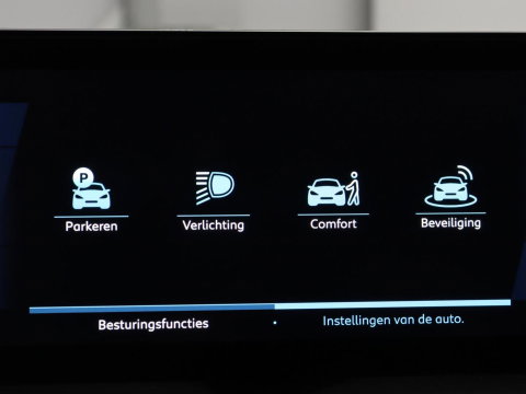 Peugeot 3008 1.6 HYbrid 225 GT Pack Business | SOH 92,5% | Stoelverwarming | Focal Sound | Adaptive cruise | 360 Camera | Alcantara | Carplay | Massage | Memory | Navigatie | Park Assist | PHEV | Plug In