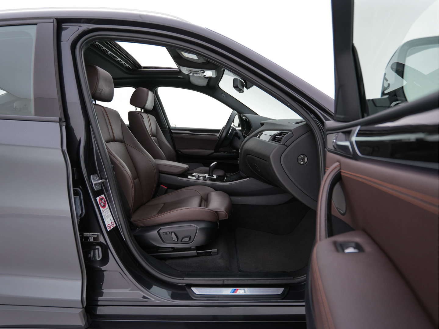 BMW X4 xDrive35i M-Sportpack High Executive Aut. *PANO | LEATHER | XENON | MEMORY-PACK | HARMAN/KARDON | KEYLESS | CAMERA | HEATED-SPORTSEATS | NAVI-FULLMAP | SHIFTPADDLES | PRIVACY-GLASS | HEAD-UP |  TOWBAR | 20''ALU*