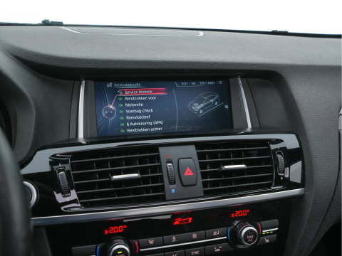 BMW X4 xDrive35i M-Sportpack High Executive Aut. *PANO | LEATHER | XENON | MEMORY-PACK | HARMAN/KARDON | KEYLESS | CAMERA | HEATED-SPORTSEATS | NAVI-FULLMAP | SHIFTPADDLES | PRIVACY-GLASS | HEAD-UP |  TOWBAR | 20''ALU*