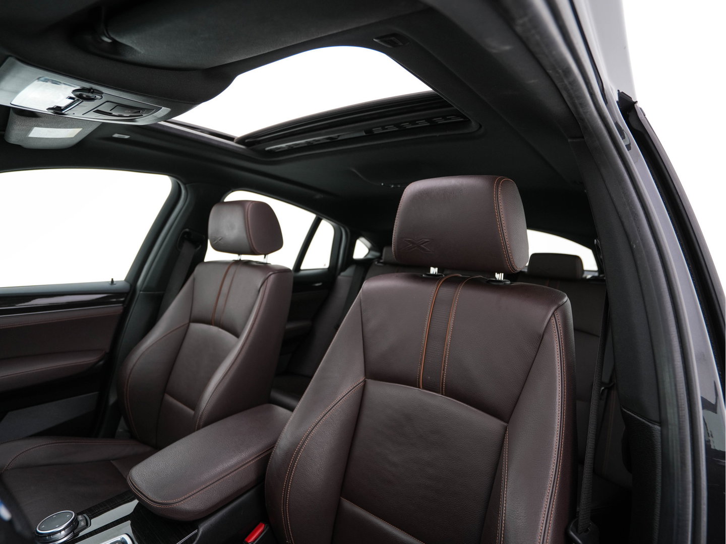 BMW X4 xDrive35i M-Sportpack High Executive Aut. *PANO | LEATHER | XENON | MEMORY-PACK | HARMAN/KARDON | KEYLESS | CAMERA | HEATED-SPORTSEATS | NAVI-FULLMAP | SHIFTPADDLES | PRIVACY-GLASS | HEAD-UP |  TOWBAR | 20''ALU*