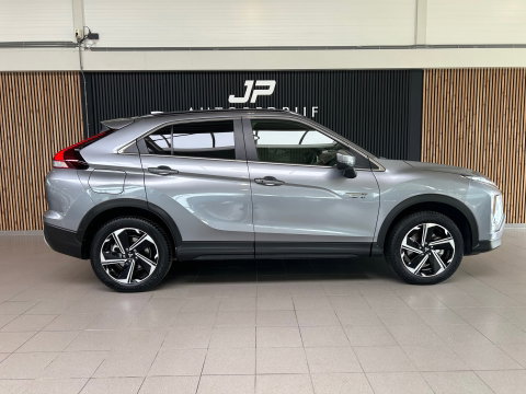 Mitsubishi Eclipse Cross 2.4 PHEV Intense+ AUTOMAAT|CRUISE|NAVI|APPLECARPLAY|CAMERA
