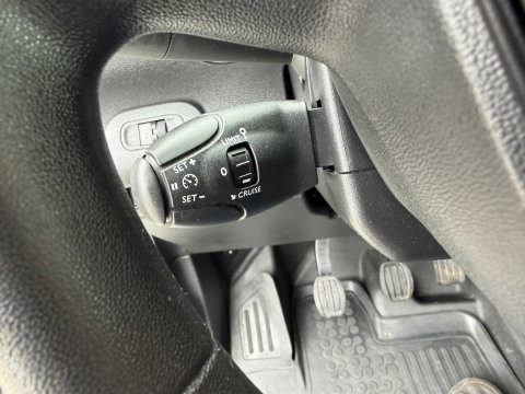 Peugeot Partner 1.5 BlueHDI Premium / euro 6 / bpm vrij / vaste prijs rijklaar € 10.950 ex btw / lease vanaf € 185 / airco / cruise / apple carplay / android auto
