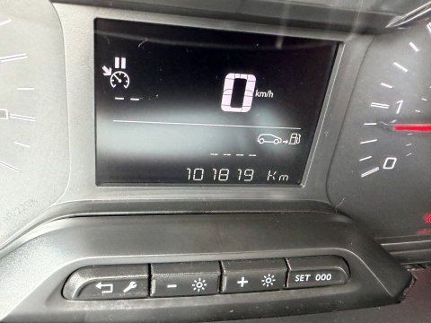 Peugeot Partner 1.5 BlueHDI Premium / euro 6 / bpm vrij / vaste prijs rijklaar € 10.950 ex btw / lease vanaf € 185 / airco / cruise / apple carplay / android auto