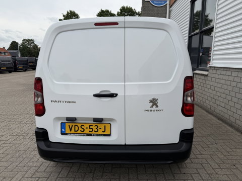 Peugeot Partner 1.5 BlueHDI Premium / euro 6 / bpm vrij / vaste prijs rijklaar € 10.950 ex btw / lease vanaf € 185 / airco / cruise / apple carplay / android auto