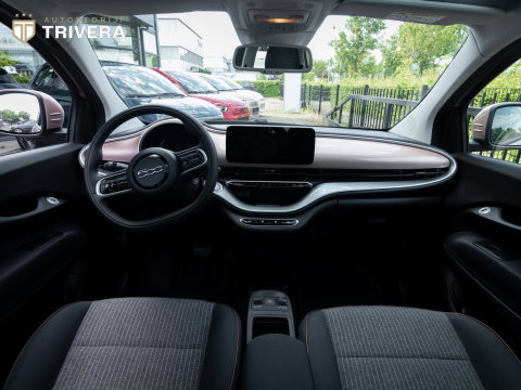 Fiat 500 3+1 Nouvelle 42kWh l SoH 94% l BTW auto l Carplay l SKYDOME l LMV l BTW auto l 410km actieradius l ALS NIEUW
