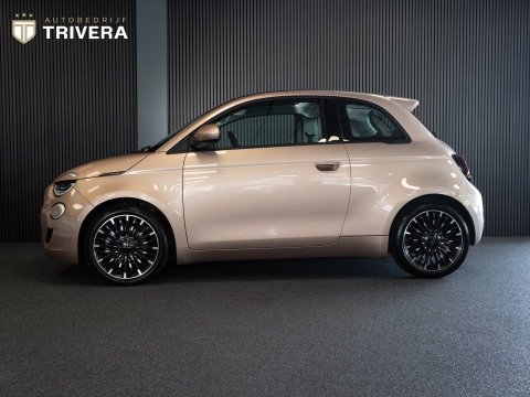 Fiat 500 3+1 Nouvelle 42kWh l SoH 94% l BTW auto l Carplay l SKYDOME l LMV l BTW auto l 410km actieradius l ALS NIEUW