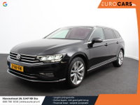 Volkswagen Passat - Variant 1.5 TSI 150 pk DSG Elegance High Navigatie Apple Carplay/Android Auto Parkeersensoren Camera Elektrische achterklep Adaptieve Cruise Control Virtual Cockpit Afneembare trekhaak Ledverlichting Bestuurderstoel elektrisch