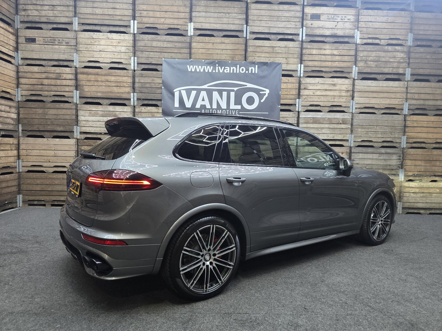 Porsche Cayenne 3.6 GTS Pano Alcantara Carbon Sport chrono Softclose trekhaak 21"LM