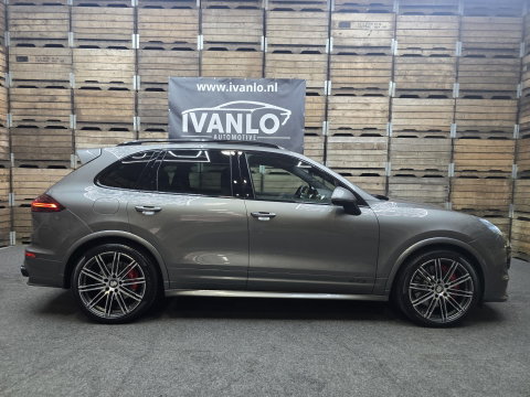 Porsche Cayenne 3.6 GTS Pano Alcantara Carbon Sport chrono Softclose trekhaak 21"LM