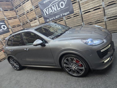 Porsche Cayenne 3.6 GTS Pano Alcantara Carbon Sport chrono Softclose trekhaak 21"LM