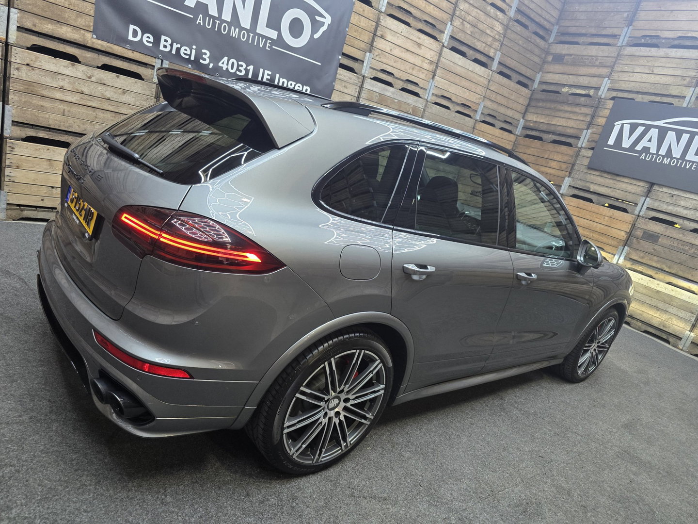 Porsche Cayenne 3.6 GTS Pano Alcantara Carbon Sport chrono Softclose trekhaak 21"LM