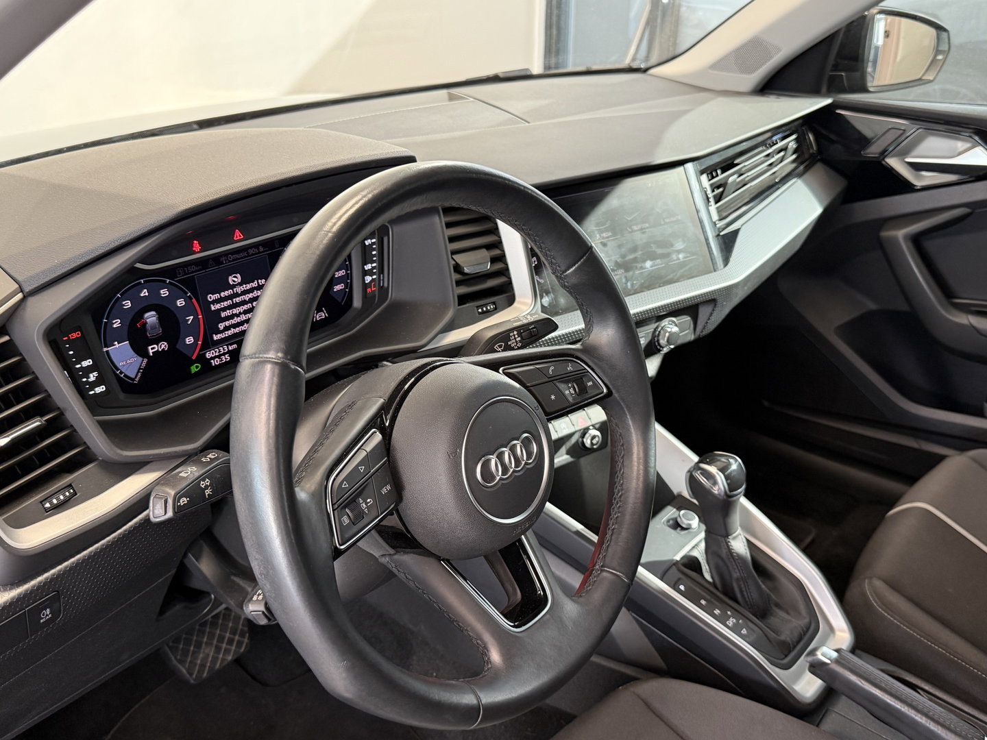 Audi A1 Sportback 25 TFSI epic Apple carplay 17LMV  Cruise Control ACC 24 Maanden garantie* (Vraag naar de voorwaarden)