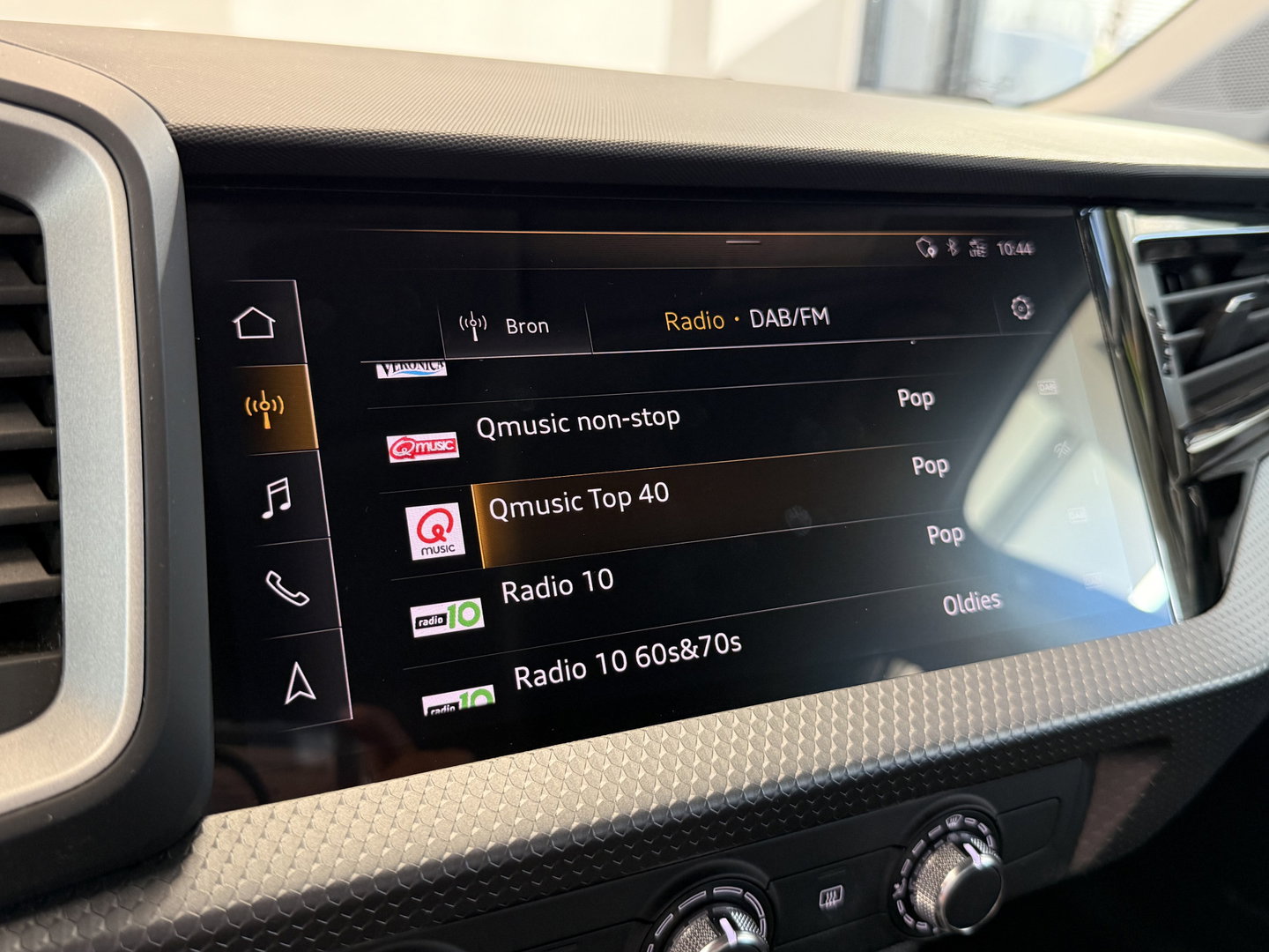 Audi A1 Sportback 25 TFSI epic Apple carplay 17LMV  Cruise Control ACC 24 Maanden garantie* (Vraag naar de voorwaarden)