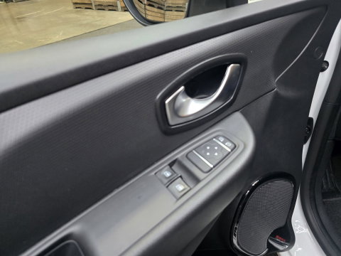 Renault Clio 0.9 TCe Limited Navigatie Airconditioning Cruise PDC 16"LM