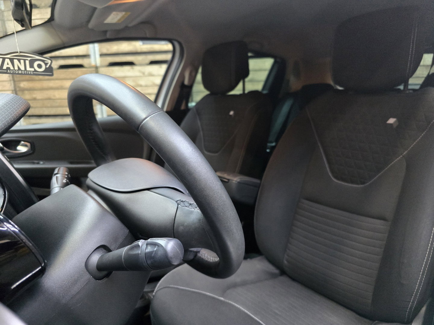 Renault Clio 0.9 TCe Limited Navigatie Airconditioning Cruise PDC 16"LM