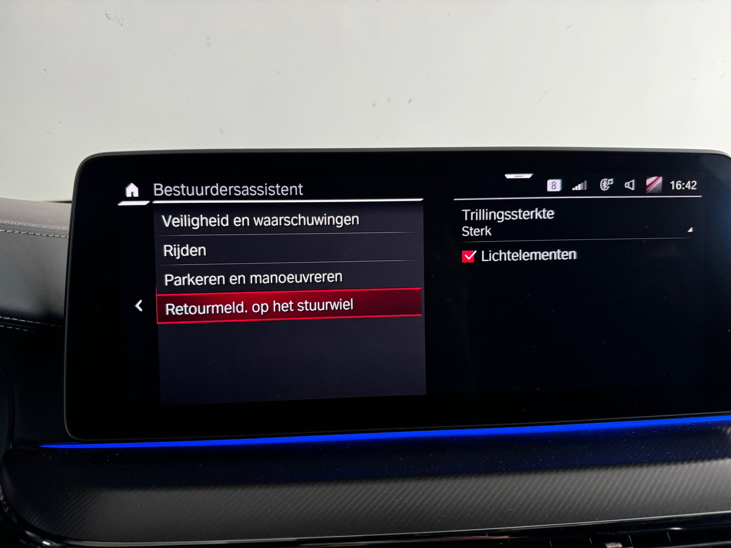 BMW 5 Serie M5 Competition Keramisch|Carbon|HuD|B&W|Frozen