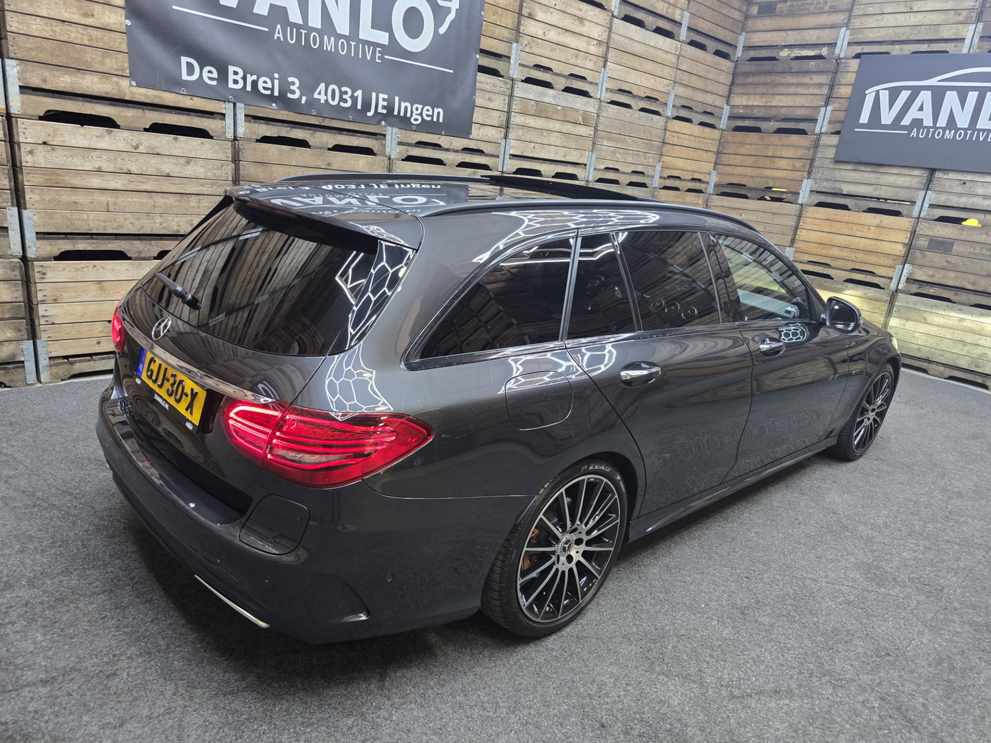Mercedes-Benz C-Klasse Estate 300 e Advantage Pack AMG Pano Luchtvering BNS Plus LED 19"LM