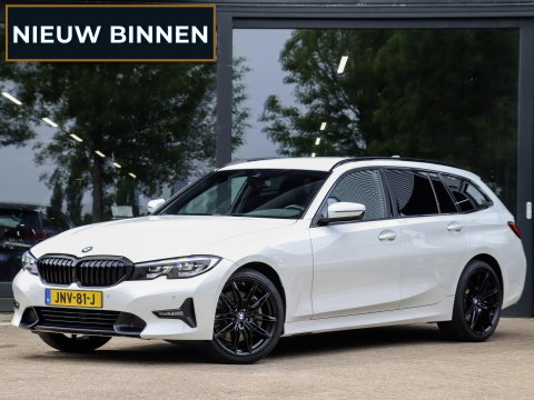 BMW 3 Serie Touring 330i M Sport High Executive Trekhaak elek.