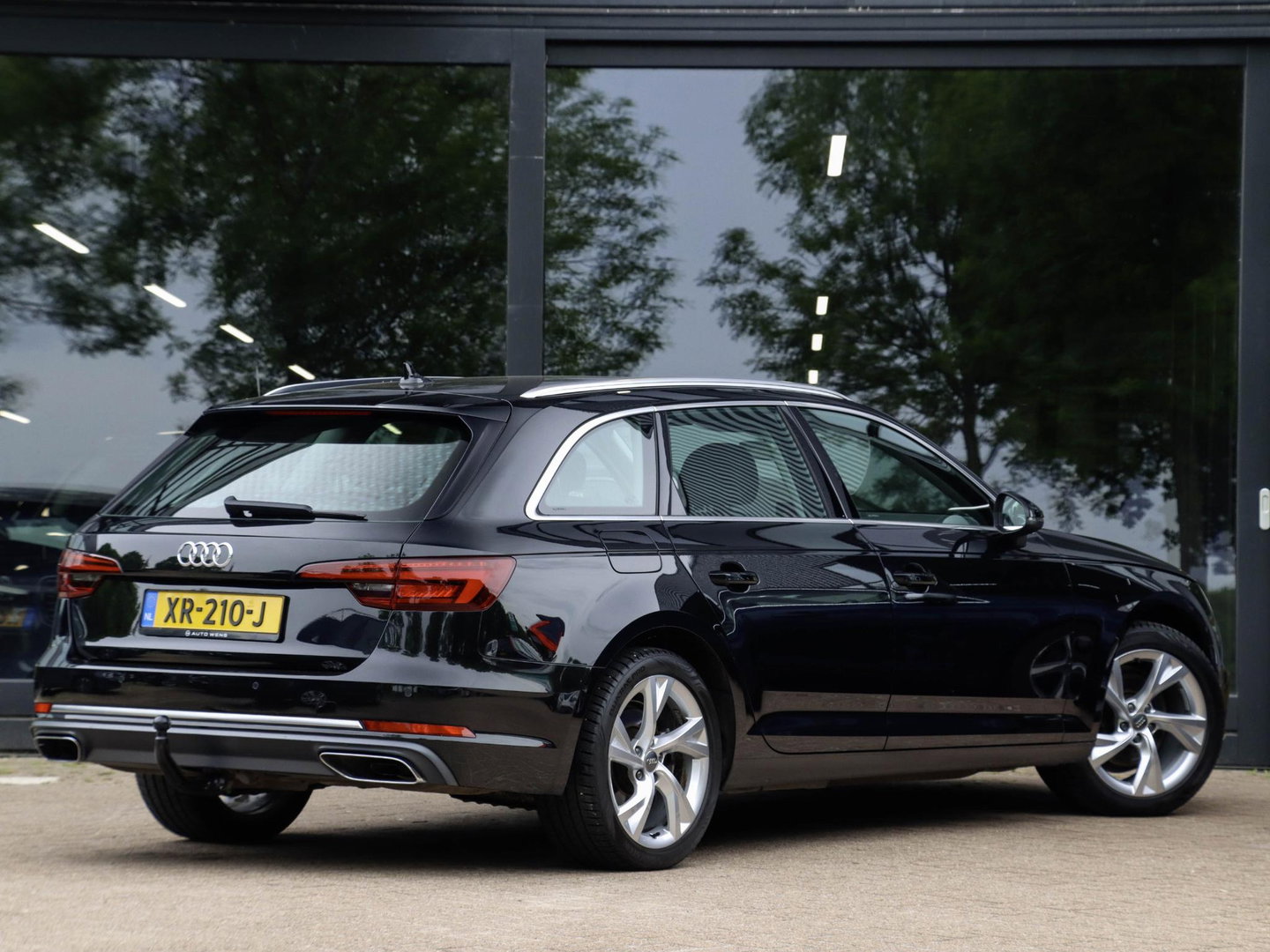 Audi A4 Avant 35 TFSI Sport Edition 150pk | Clima | Trekhaak | Elek Achterklep