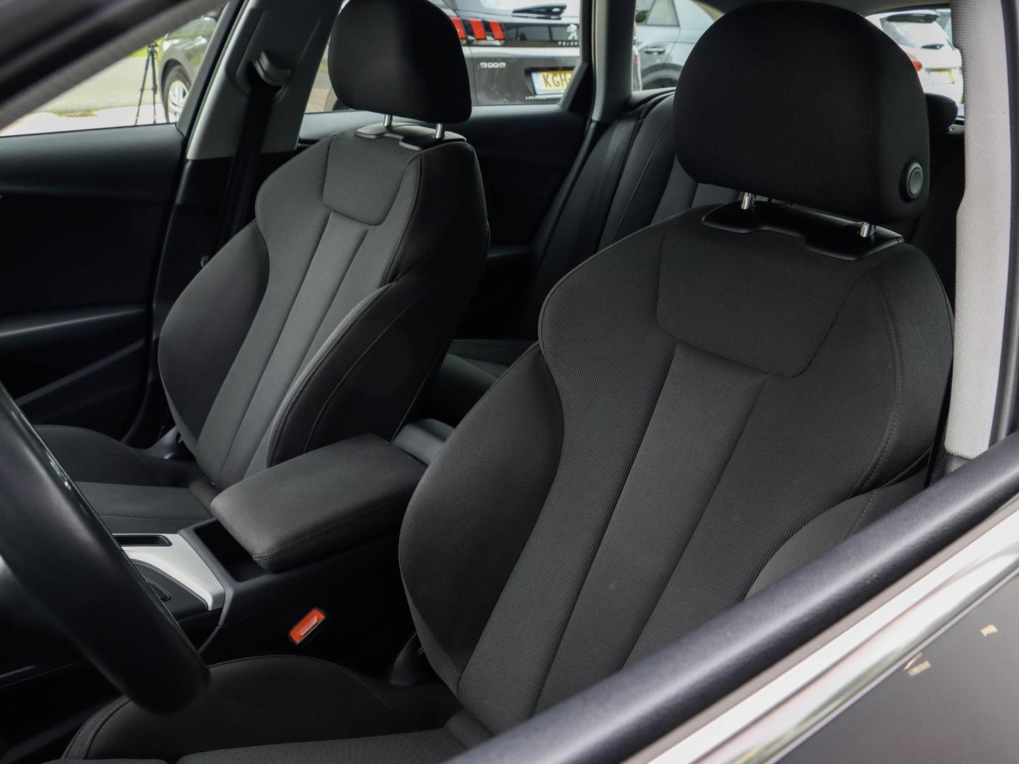 Audi A4 Avant 35 TFSI Sport Edition 150pk | Clima | Trekhaak | Elek Achterklep