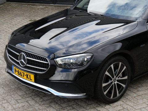 Mercedes-Benz E-Klasse Estate 300e AVANTGARDE/ ADVANTAGE PACK/ BURMESTER/ SCHUIFDAK/